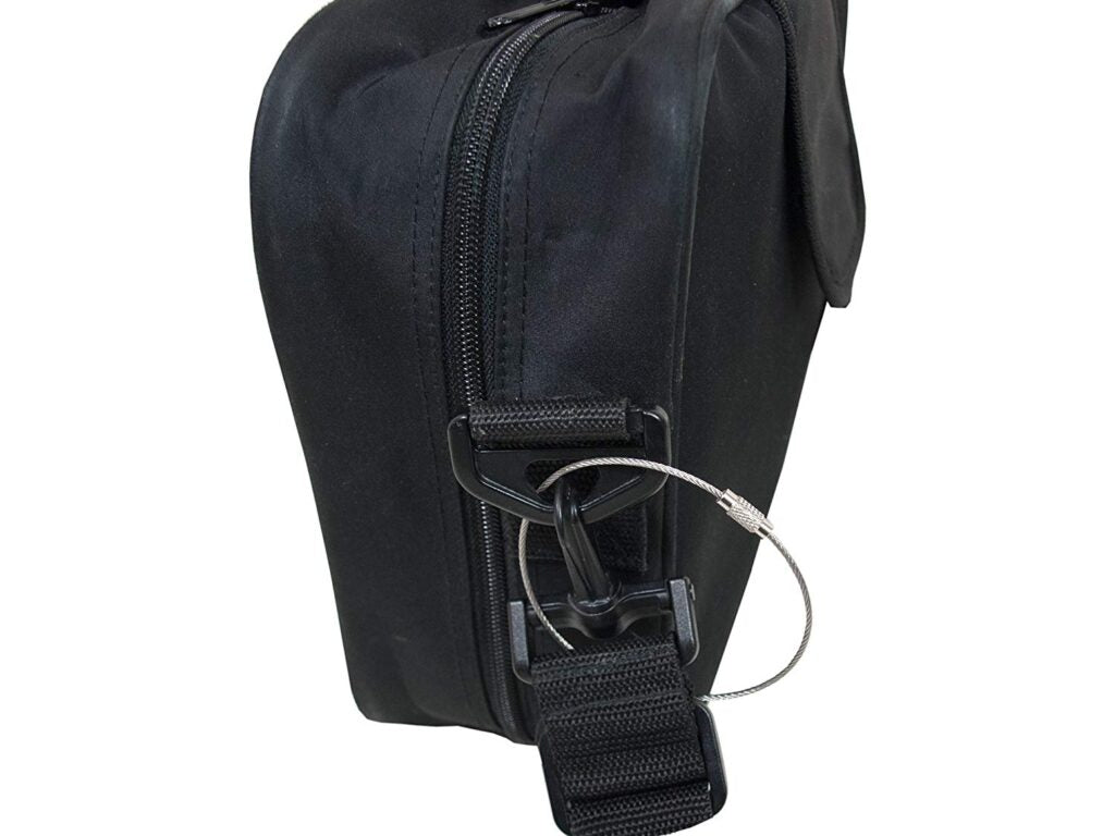 GEWA safety cable on instrument case
