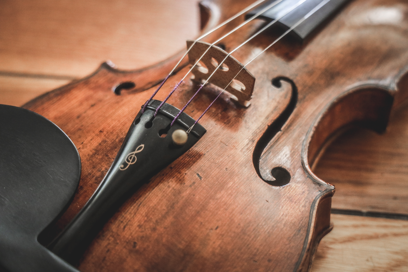 Up close picture of a violin