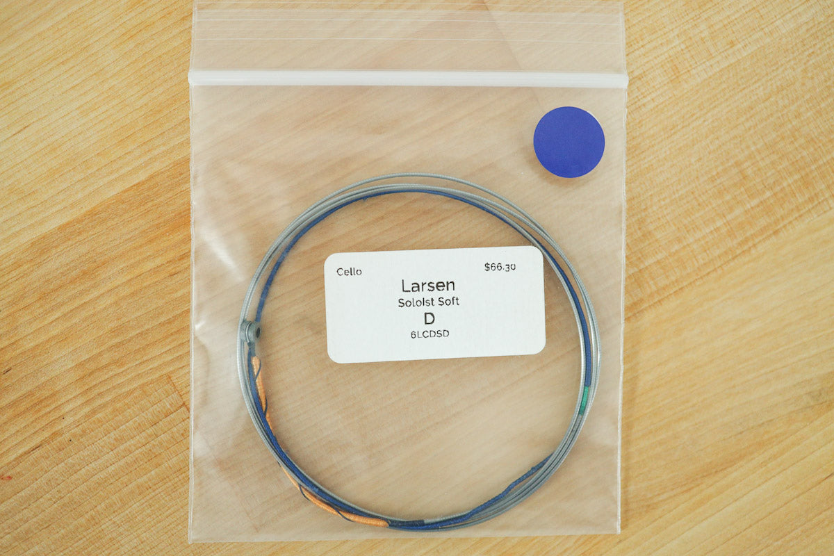 SBS-dot-sale-cello-Larsen-soloist-soft-d-bd_6ea31503-f600-41ed-b088-3d271cc5ff01.jpg